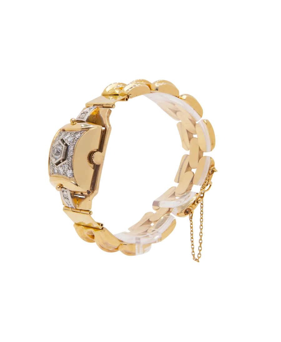 Uhr LA MERVEILLEUSE aus 18 Karat Gelbgold. Erhältlich bei VIRTU LUXURY. Uhr LA MERVEILLEUSE aus 18 Karat Gelbgold. Erhältlich bei VIRTU LUXURY.