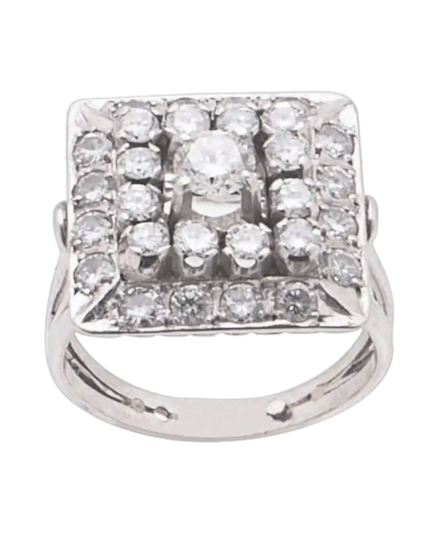 La bague Hope est un véritable joyau étincelant avec ses diamants blancs taillés en brillant. La bague Hope est un véritable joyau étincelant avec ses diamants blancs taillés en brillant.