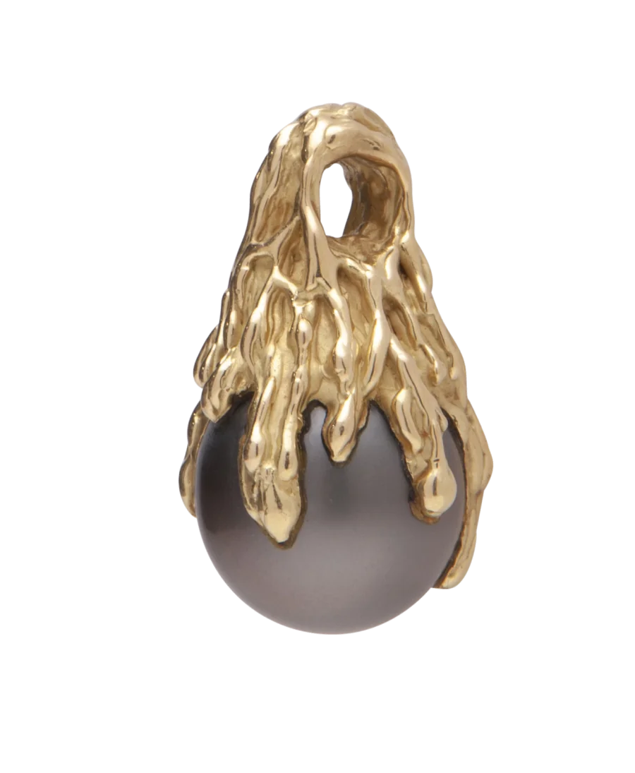 Pendentif perle de TAHITI en Or jaune 18 Carats. Disponible chez VIRTU LUXURY. Pendentif perle de TAHITI en Or jaune 18 Carats. Disponible chez VIRTU LUXURY.